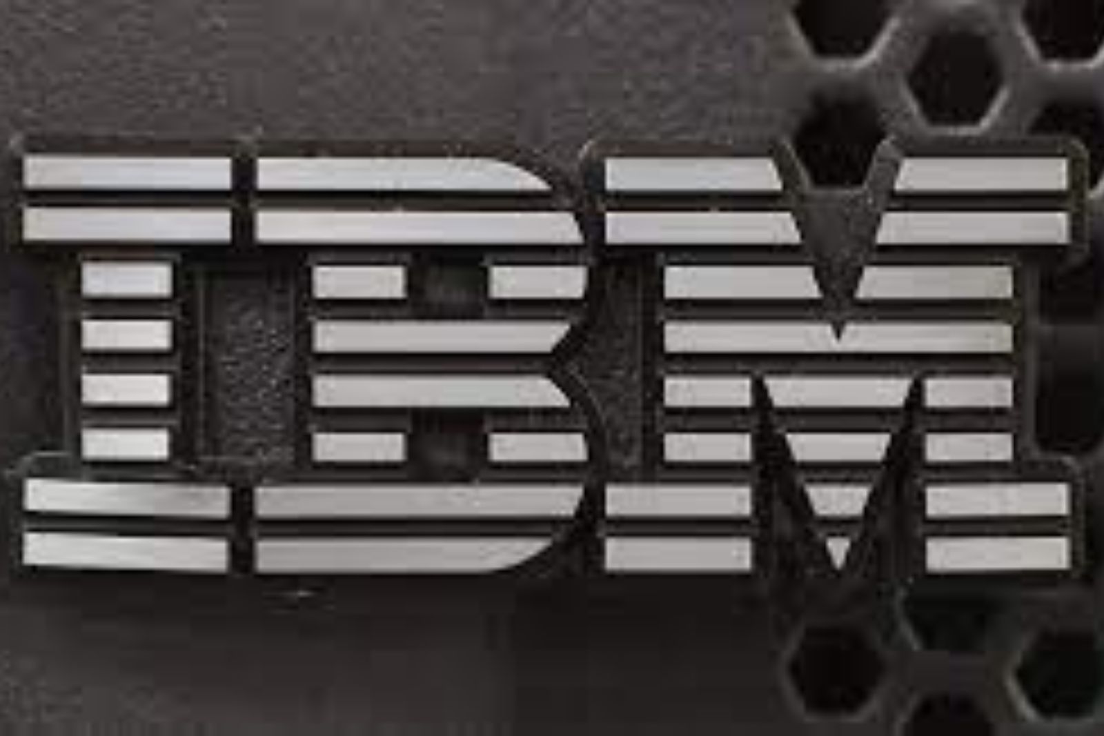 IBM DEMITE FUNCIONÁRIOS IBM DEMITE FUNCIONÁRIOS