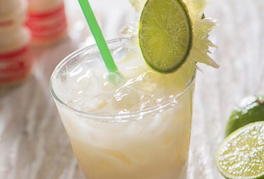 Caipirinha de Leite Fermentado com limão anima o Carnaval 65 CAIPIRINHA