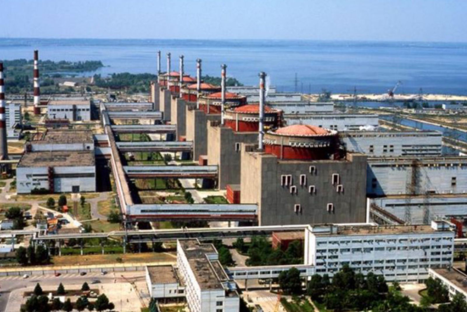 Ucrânia ameaça usina nuclear russa
