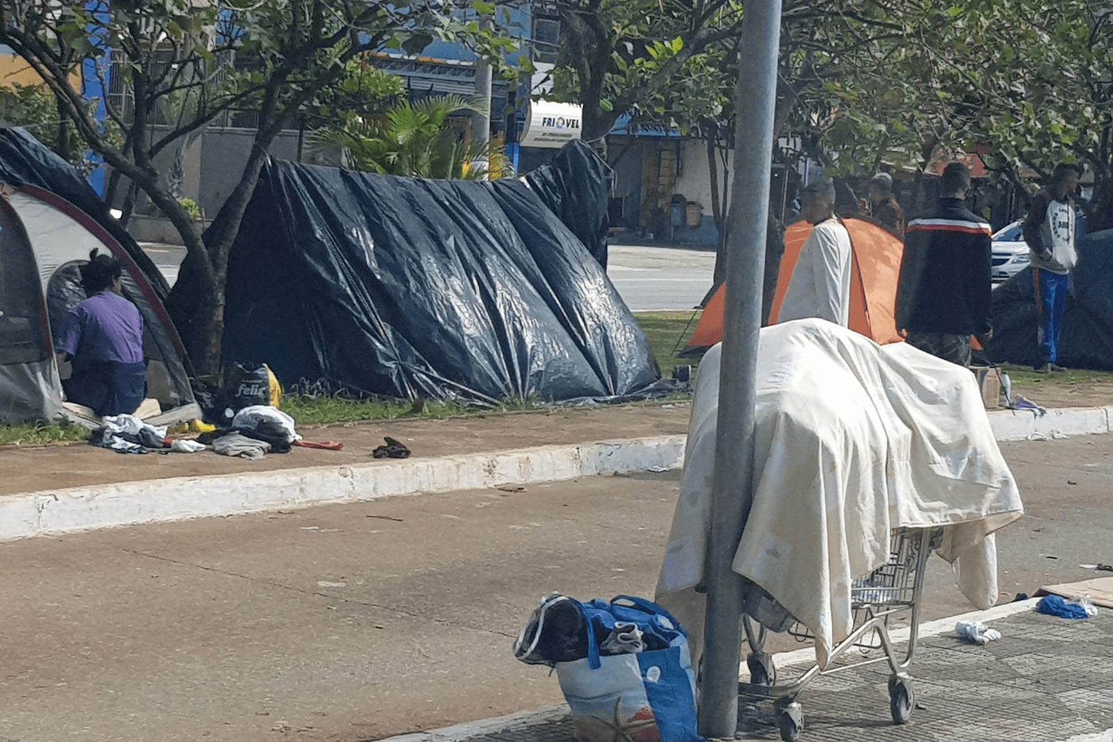 PESSOAS EM SITUACAO DE RUA