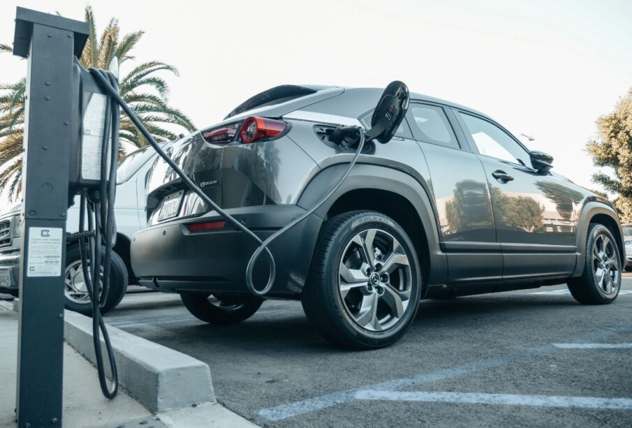 Biden bloqueia entrada de veículos elétricos chineses nos EUA 65 Veículos elétricos