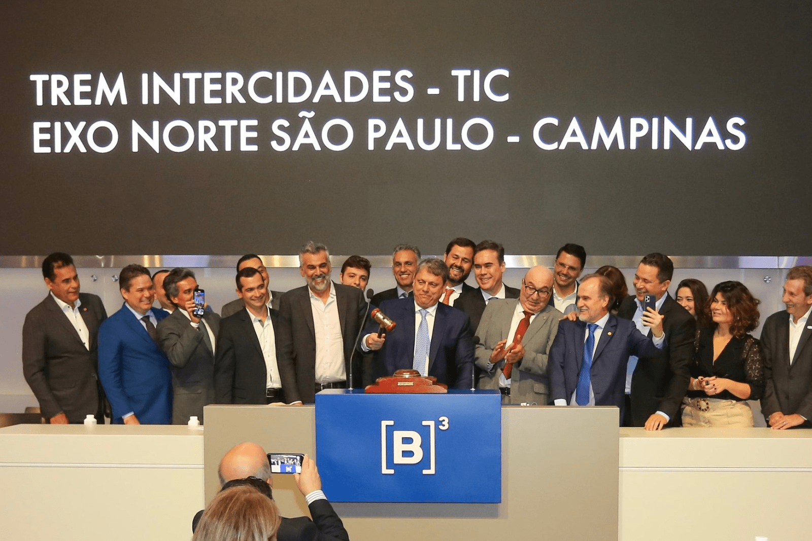 TREM ENTRE SÃO PAULO E CAMPINAS