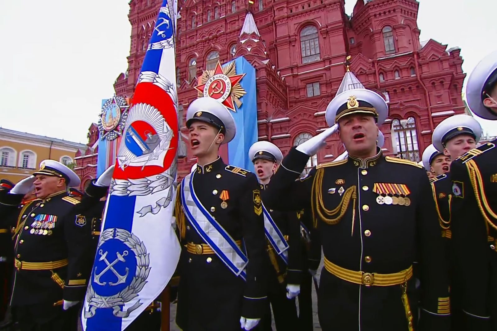 PARADA DO DIA DA VITÓRIA PARADA DO DIA DA VITÓRIA
