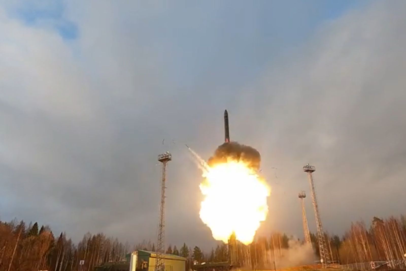 RÚSSIA NUCLEAR OTAN