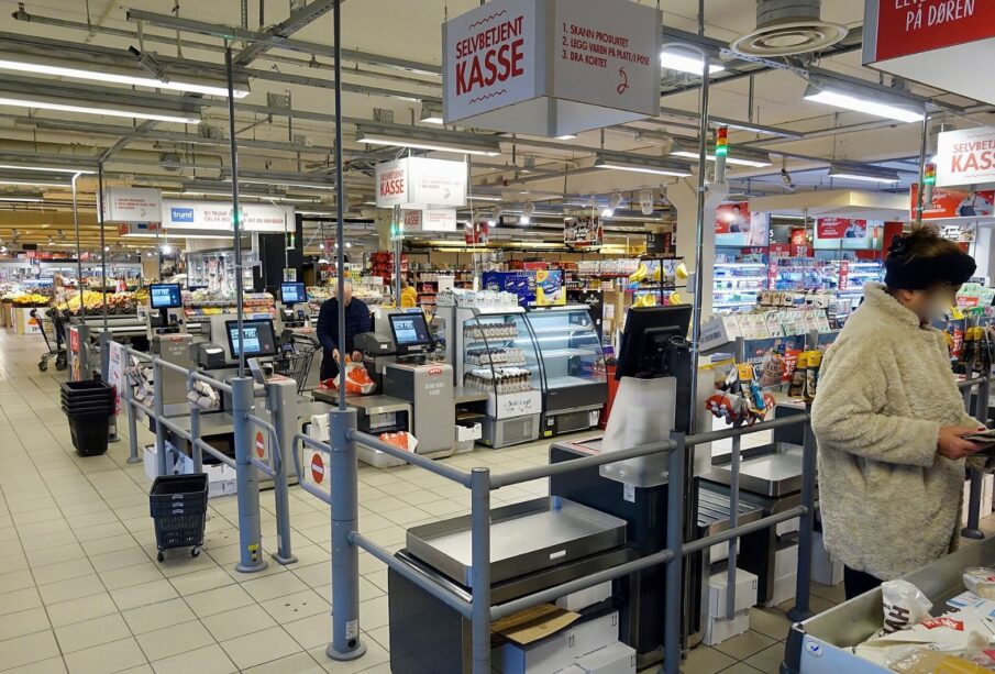Frente de caixa: como superar os problemas em supermercados 65 FRENTE DE CAIXA