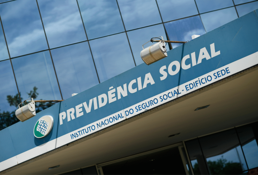 Previdência Social em risco: os impactos financeiros do MEI 65 PREVIDÊNCIA SOCIAL