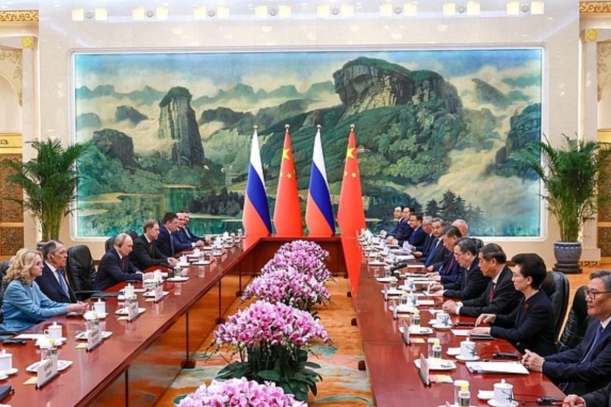 DECLARAÇÃO RUSSIA-CHINA DECLARAÇÃO RUSSIA-CHINA